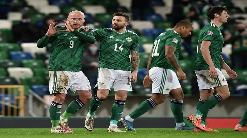 Northern Ireland vs Kosovo: Northern Ireland xuất quân